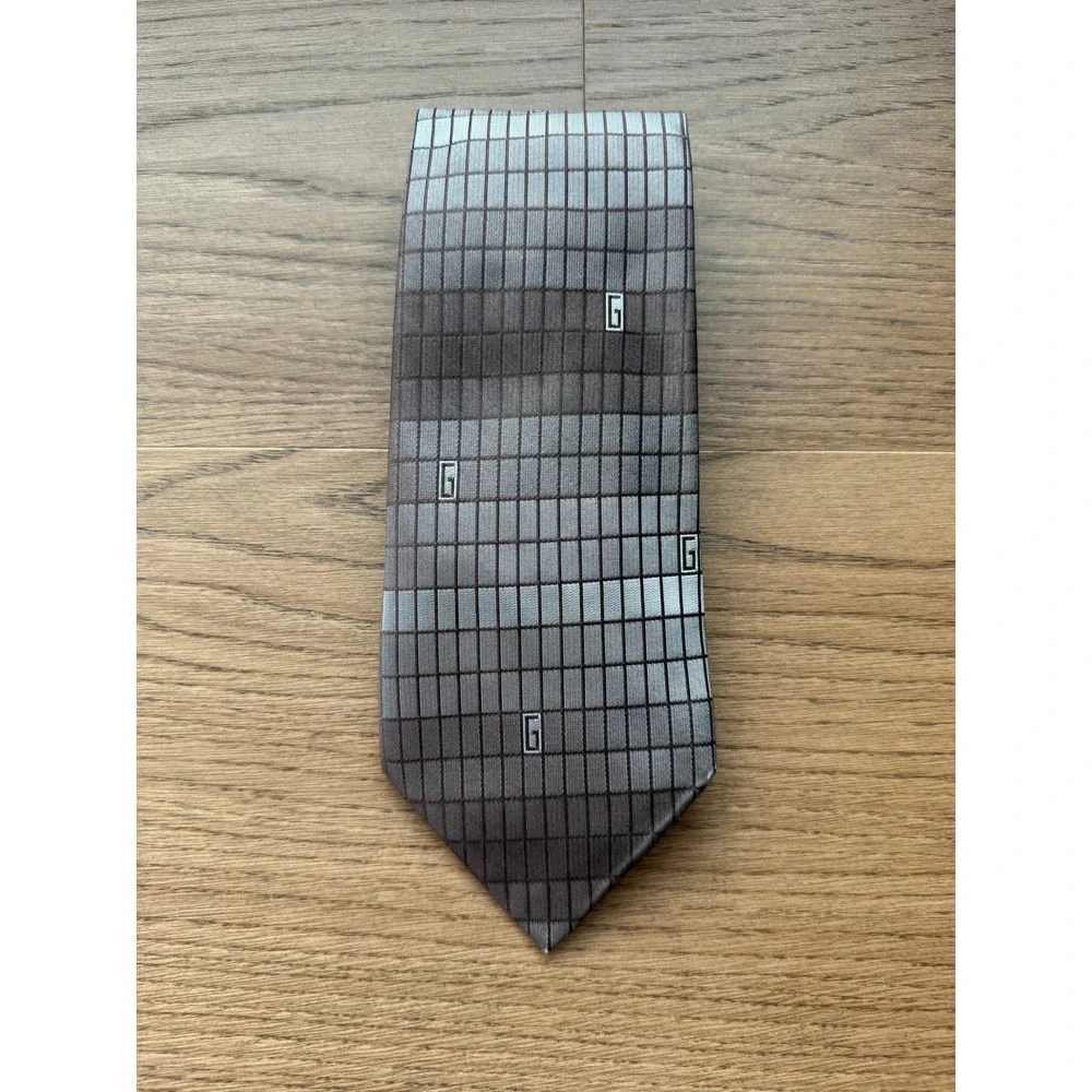 Gucci Mens Silk Tie Brown Geometric Grid Logo Pattern Made in Italy Designer